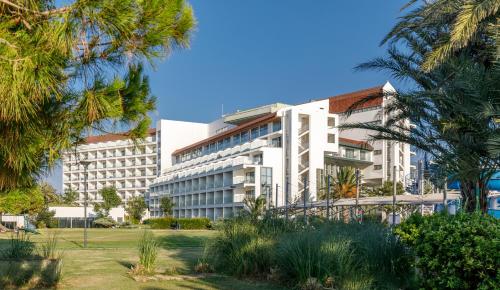 Galeriebild der Unterkunft Grand Hotel Ontur Cesme in Cesme