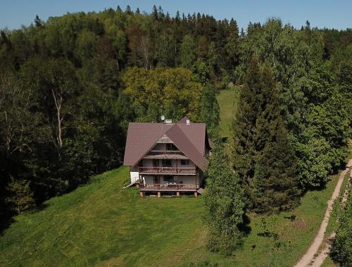 an aerial view of a house on a hill at Küljemäe puhkemaja in Otepää