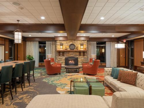 Holiday Inn Stevens Point - Convention Center by IHGにあるシーティングエリア