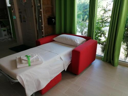 Postel nebo postele na pokoji v ubytování Villa Irma guest house