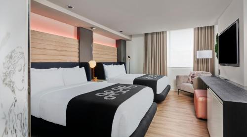 Hotel Zena Washington DC Image