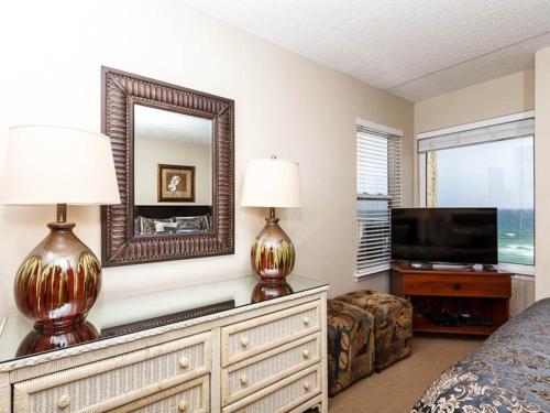 Island Echos 6th Floor Condos – Photos 3