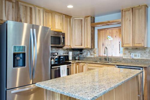 1050 Tompkins Drive – Photos 3