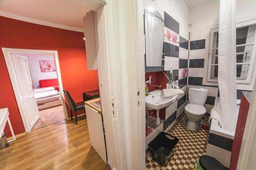 Kúpeľňa v ubytovaní Residence B&B La Fontaine Aparthotel