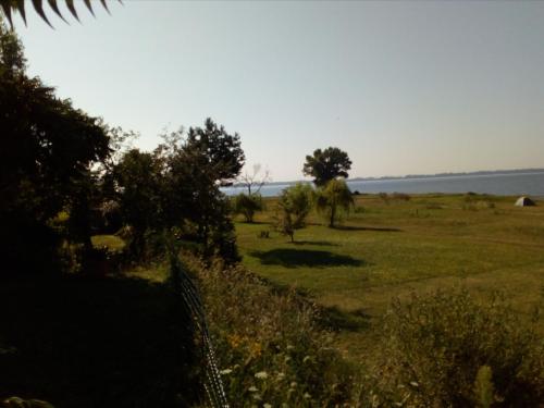Φυσικό τοπίο κοντά σε αυτή η παραθεριστική κατοικία