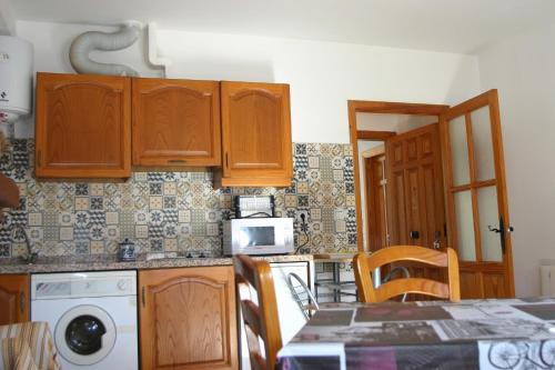 Dapur atau dapur kecil di Apartamentos y Casas Rurales Las Terrazas de la Alpujarra