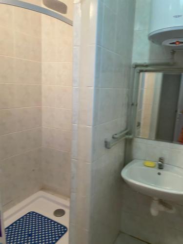 Ένα μπάνιο στο Centre Hostel