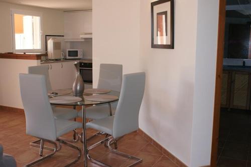 Gallery image of Apartamento Buganvillea in Alaior