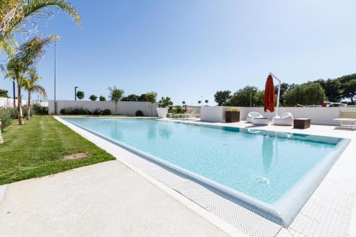 La alberca dentro o cerca de Seawater Hotel Bio & Beauty Spa
