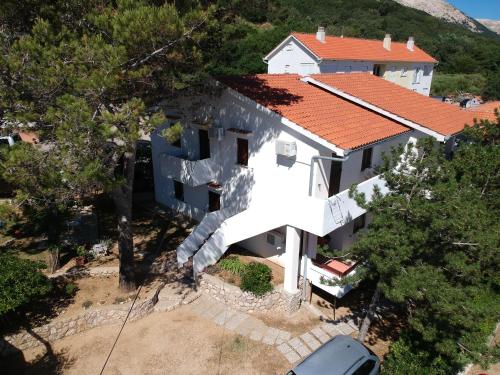 Studio I