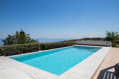 Gallery image of Effies Cozy Villa-Spectacular View and Playground in Roussospítion