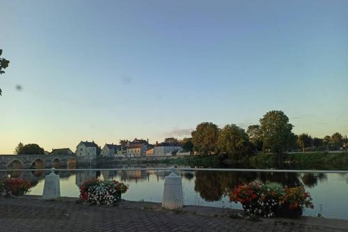 Blick auf einen Fluss in der Nähe der Ferienwohnung
