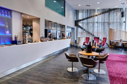 Crowne Plaza Manchester City Centre, an IHG Hotel Image