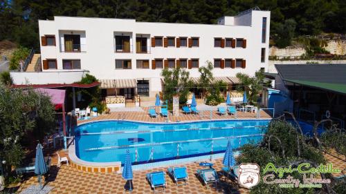 Agriturismo AgriCostella Vieste, Piscina e Parcheggio