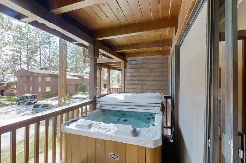 Private Beach Retreat – Photos 2