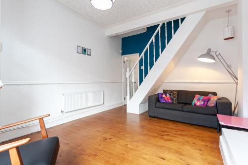 Chic 3 Bed House for up to 6 people in the city of Manchester