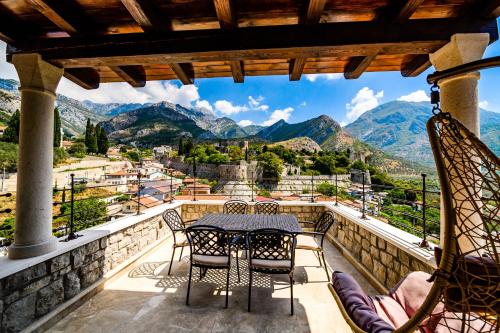 En balkon eller terrasse på Stara Čaršija Hotel & SPA