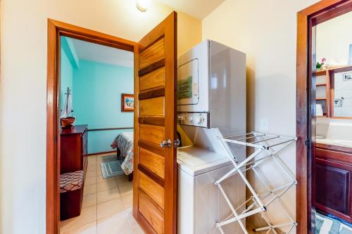 Gallery image of Coral Reef Condo (#30 @ Caribe Island) in San Pedro