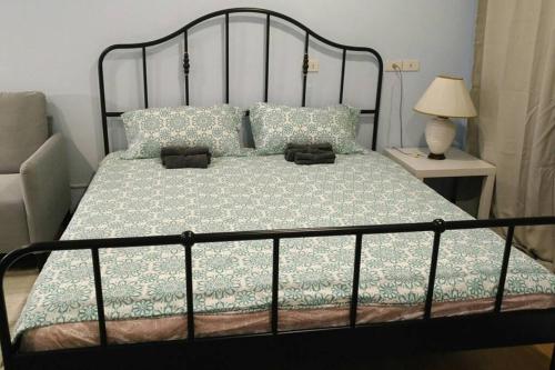 Кровать или кровати в номере KING BED OLD TOWN&NIGHT BAZAAR Quiet comfortable