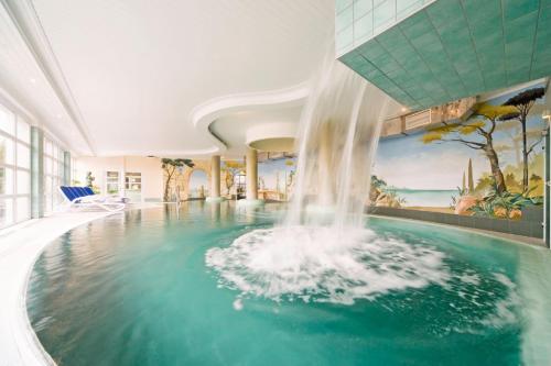 Bazén v ubytování Hotel Residenz Bad Frankenhausen nebo v jeho okolí