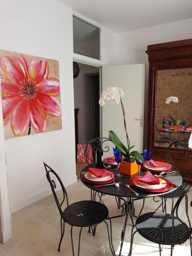 Photo de la galerie de l'établissement Superbe loft t4 de 96 M2 au coeur Périgueux, à Périgueux