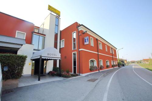 Hotel Sanvitale – Photos 2
