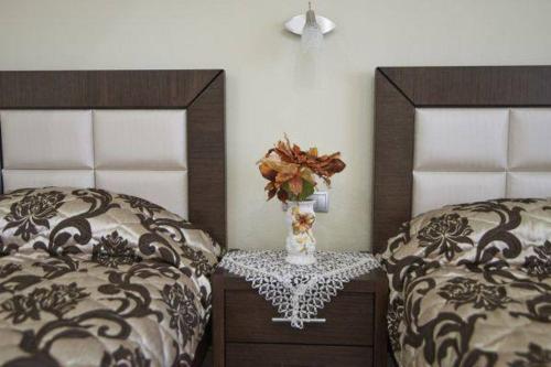 Una cama o camas en una habitación de Studios Xanthipi