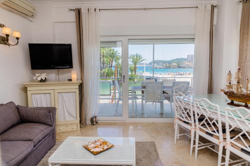 Marina Beach Apartment Javea Arenal by Rock Rentals