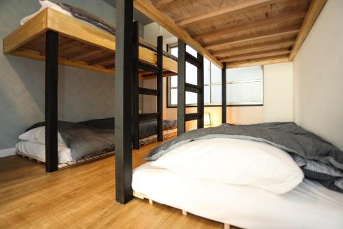 Двухъярусная кровать или двухъярусные кровати в номере Nagasaki - Apartment - Vacation STAY 92207