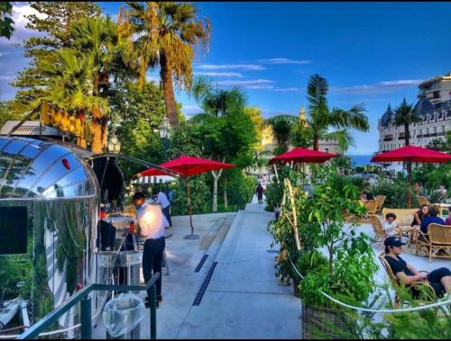 Κήπος έξω από το Home for 2 few steps from center of Monte Carlo