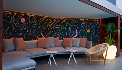 Hotel Zena Washington DC Image