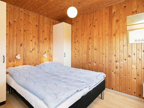 Imagen de la galería de Four-Bedroom Holiday home in Harboøre 12, en Harboør