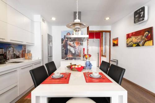 Fotografie z fotogalerie ubytování Maravilloso Apartamento 2H 2B Malasaña - Gran Via v destinaci Madrid