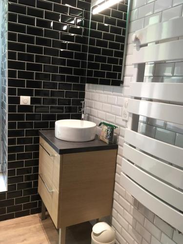 Vonios kambarys apgyvendinimo įstaigoje L'AUBERGADE Bis