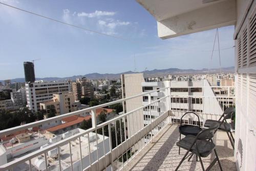 Rõdu või terrass majutusasutuses 2 Bedroom apartment in Nicosia's center-11
