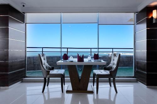 Φωτογραφία από το άλμπουμ του Crown Tower Hotel στην Αλ Τζουμπάιλ