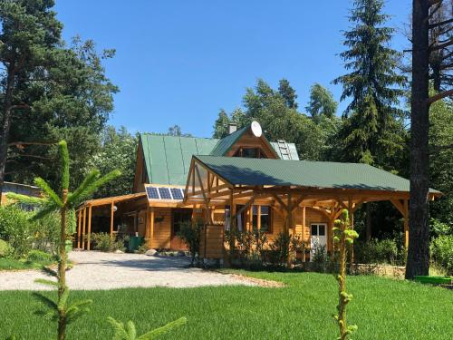 Κήπος έξω από το Chalet Green Park