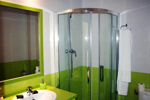 Koupelna v ubytování Apartamentos Turisticos Mirayuste