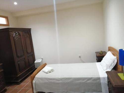 Katil atau katil-katil dalam bilik di Casa de Madeira