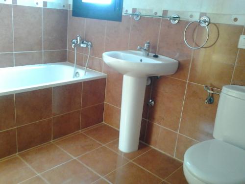 Bathroom sa Albergue Victoria