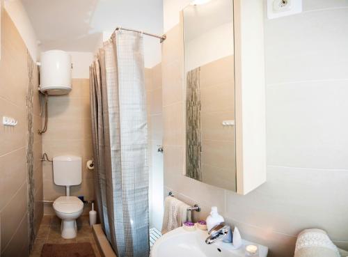 Koupelna v ubytování Miriam Rooms Zadar