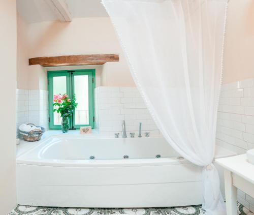 Kylpyhuone majoituspaikassa Casa Contessa