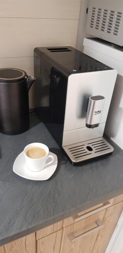 Kemudahan buat kopi dan teh di Chata SPOLUNAKOLE - Český ráj