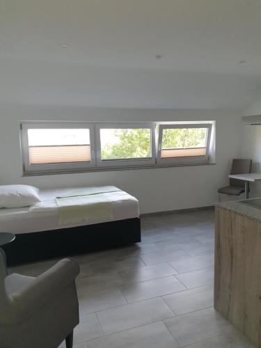 Postel nebo postele na pokoji v ubytování Business Apartment Turgi