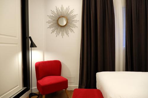 Hotel Colón Plaza by anthology hoteles — Photo of the whole room