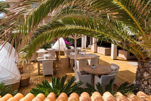 Εστιατόριο ή άλλο μέρος για φαγητό στο Hotel Tahiti