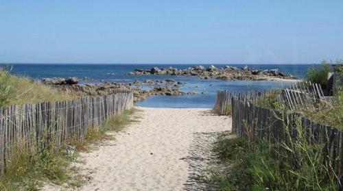 Gallery image of Charmante Maison Bretonne à 2 minutes des plages in Plouescat