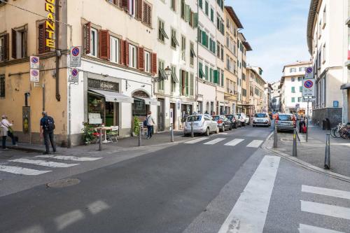 GuestHost - Cozy Gem in Santa Croce