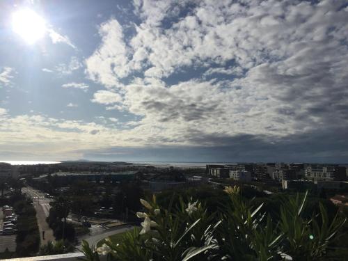 Vue imprenable avec piscine à Sète