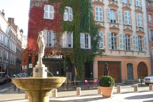 Logis de Sainte-Scarbes